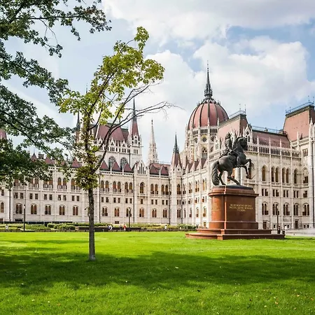 Inner City - Hold Utca * Budapest